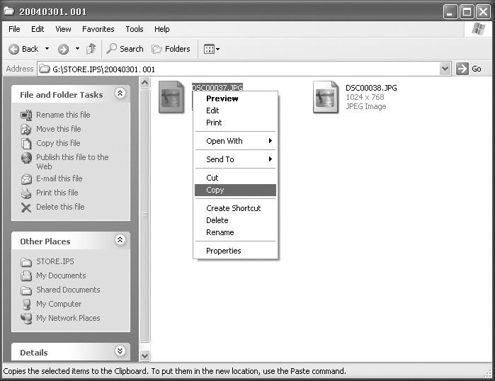 Files and folders on the internal hard disk of the unit appear.